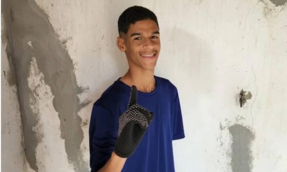 Após polêmica com empresário, Luva de Pedreiro perde acesso a conta no TikTok