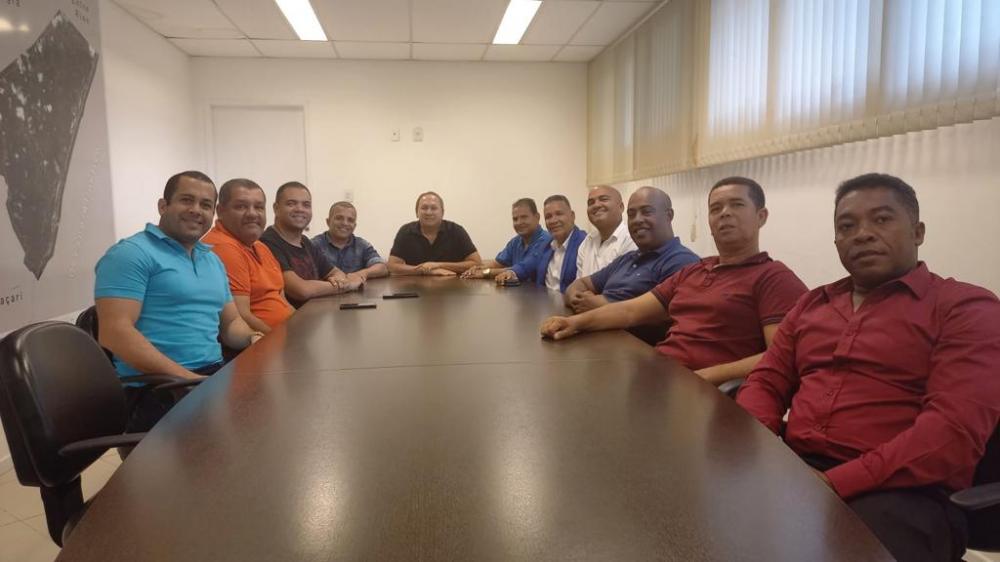 Reunião sela aliança de Pastor Sandro e Beto pra base de Gualberto