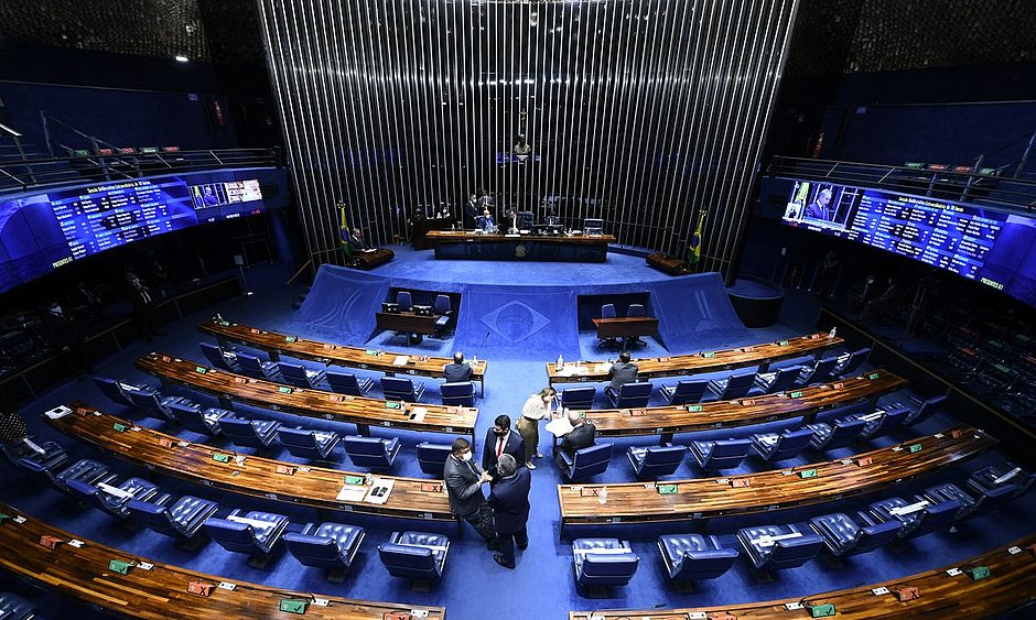 Senado autoriza projeto que garante IPVA zero para motos de até 170 cilindradas