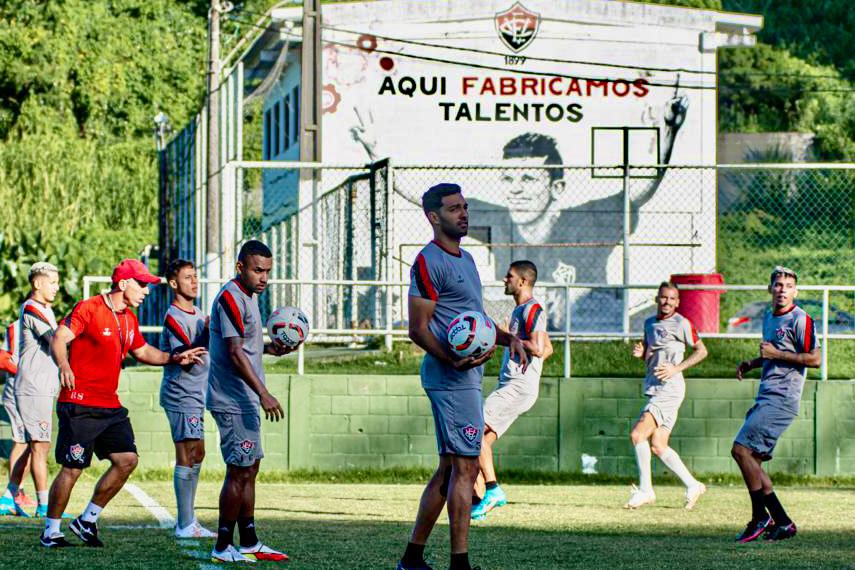 Vitória encerra preparação para duelo contra o São José-RS