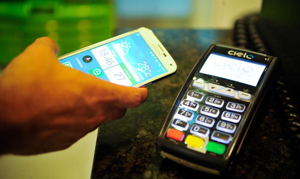 Brasil deve acelerar entrada na economia digital, diz especialista 