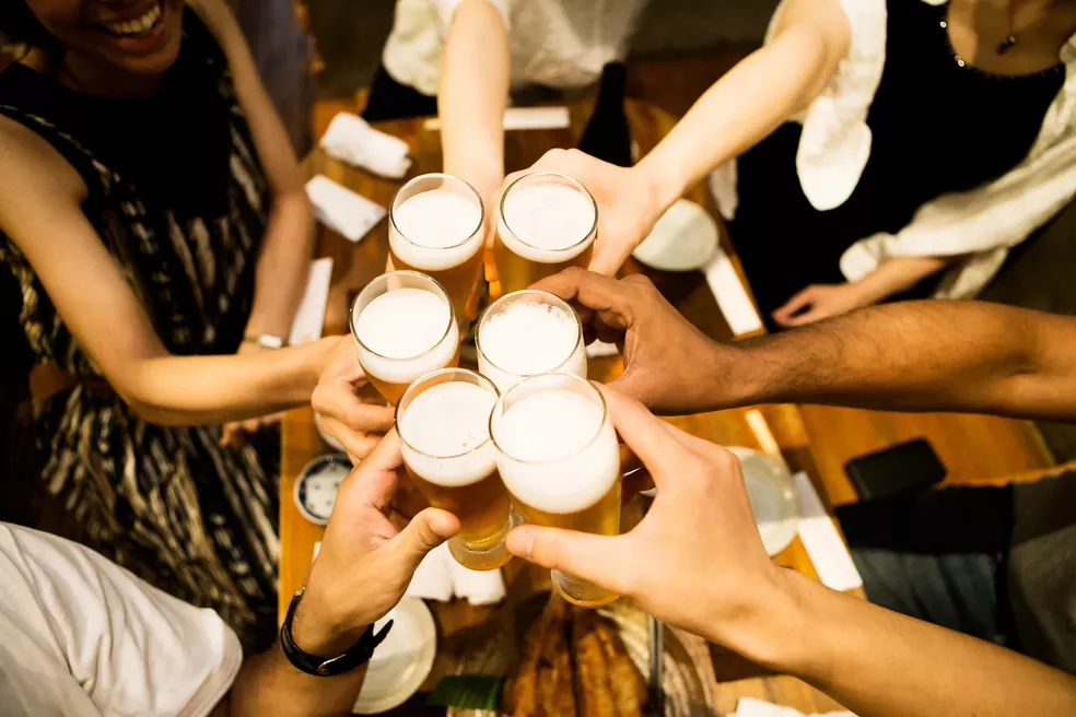 Preço da cerveja deve aumentar nos bares e restaurantes a partir de agosto