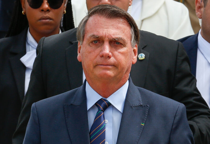 Bolsonaro diz que negocia diesel mais barato da Rússia