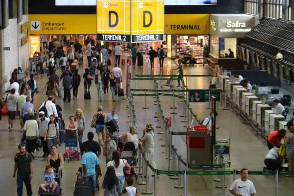 Tráfico: PF mira funcionários do Aeroporto de Guarulhos