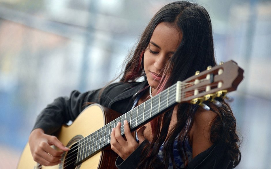 Aluna de escola de música da Ufba conquista 1º lugar em concurso internacional de violão