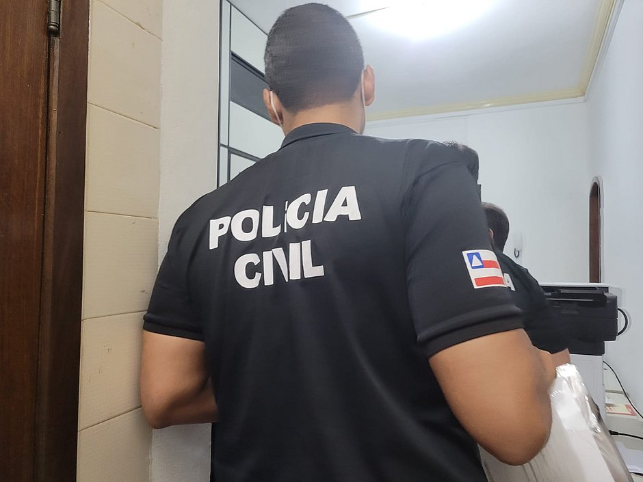 Polícia faz operação contra quadrilha envolvida em sequestro em Simões Filho