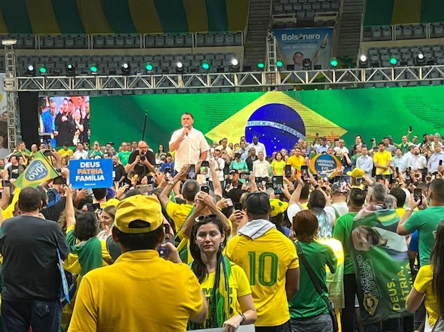  PL confirma Bolsonaro como candidato à reeleição em convenção no Rio 