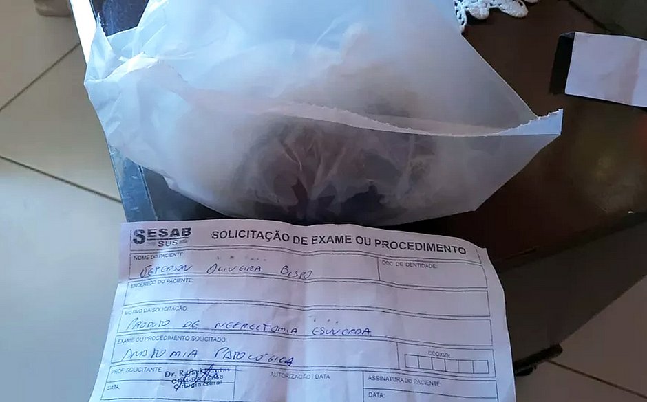 Família recebe rim de jovem em saco plástico em hospital de Lauro de Freitas