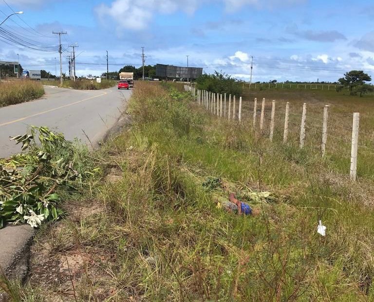 Dois corpos são encontrados às margens da Estrada da Cetrel
