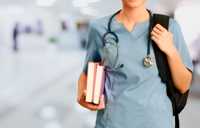 Prefeitura de Mata de São João dá início a seleção para apoio a estudantes de medicina