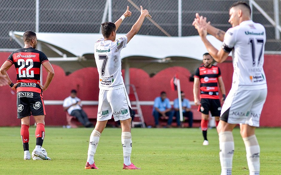 Vitória empata com o ABC no Barradão e perde chance de entrar no G8 