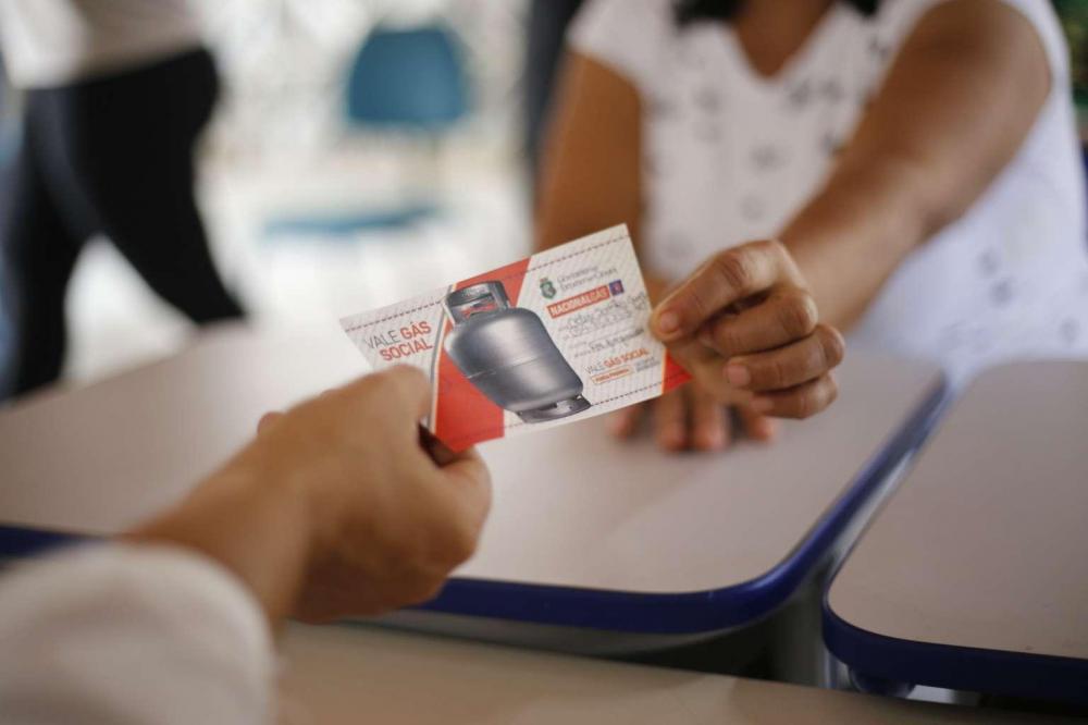 Vale-gás em agosto vai ser de R$ 110, diz Caixa