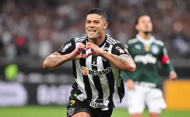 Hulk se torna o maior artilheiro da história do Atlético-MG na Libertadores