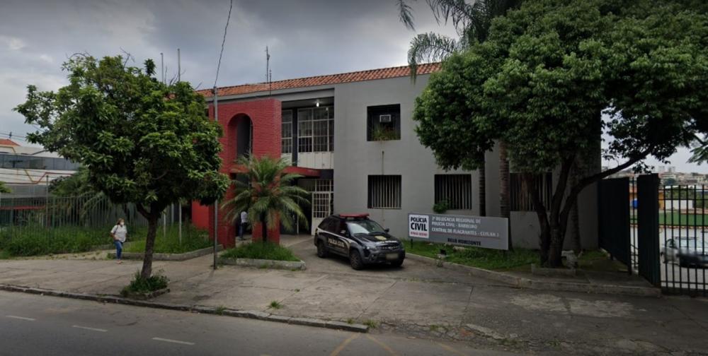 Policial federal é morto por companheira com 50 facadas