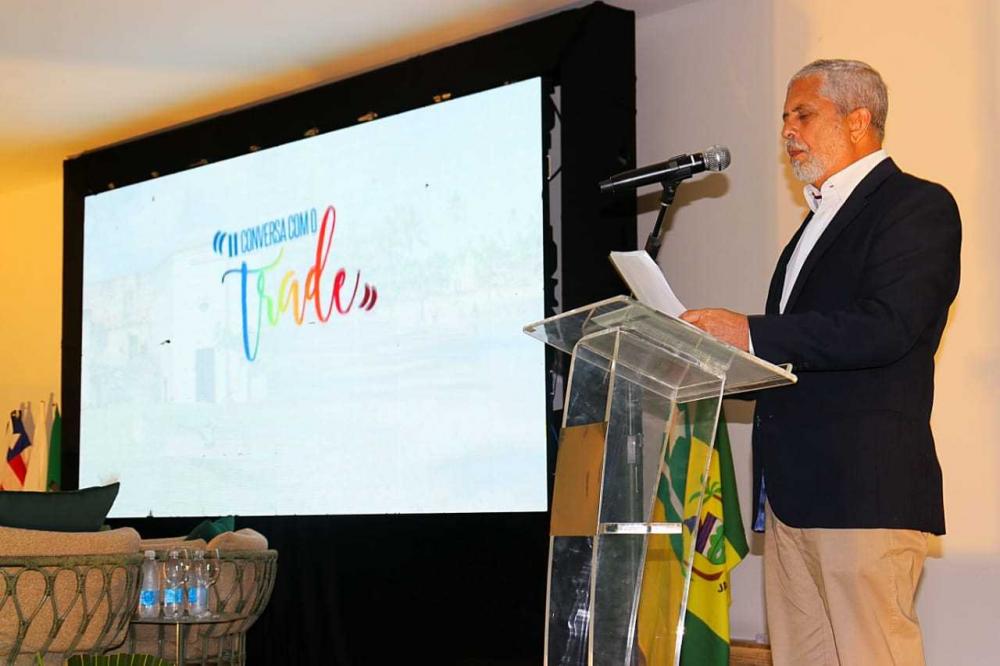 Investimento público no turismo é pauta da abertura de encontro em Praia do Forte