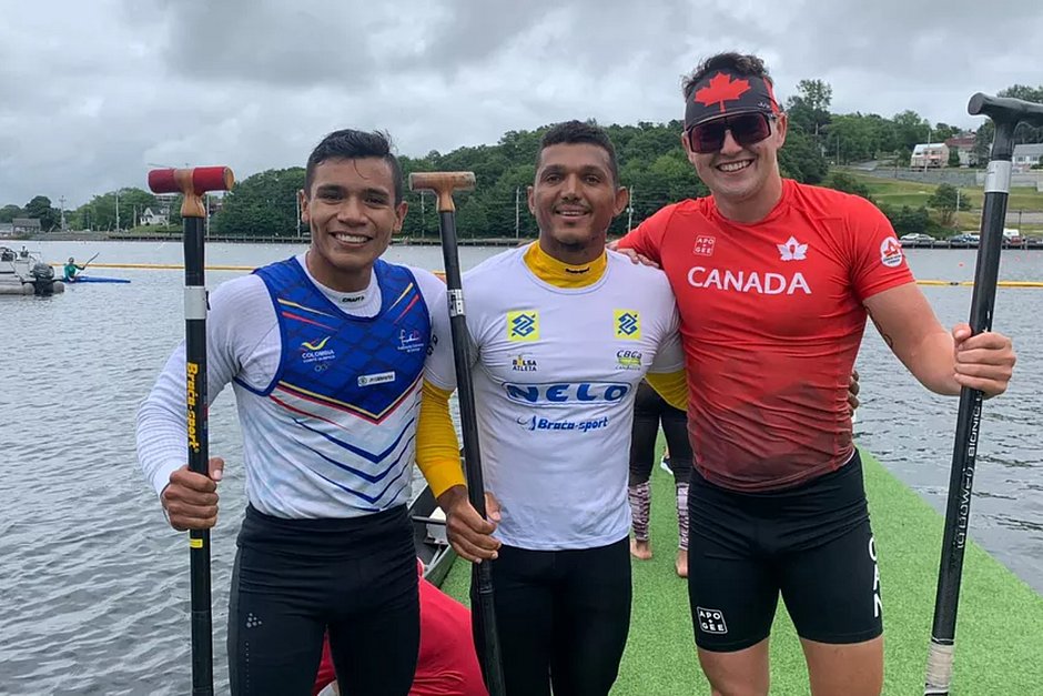  Isaquias Queiroz fatura segundo ouro no Pan-Americano de canoagem