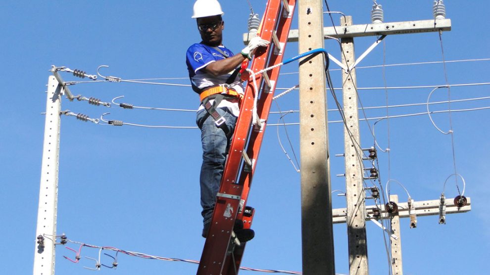 Coelba realiza desligamentos de energia nesta terça em Mata de São João
