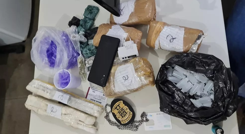 Suspeito de tráfico de drogas é preso no bairro do Rio Vermelho