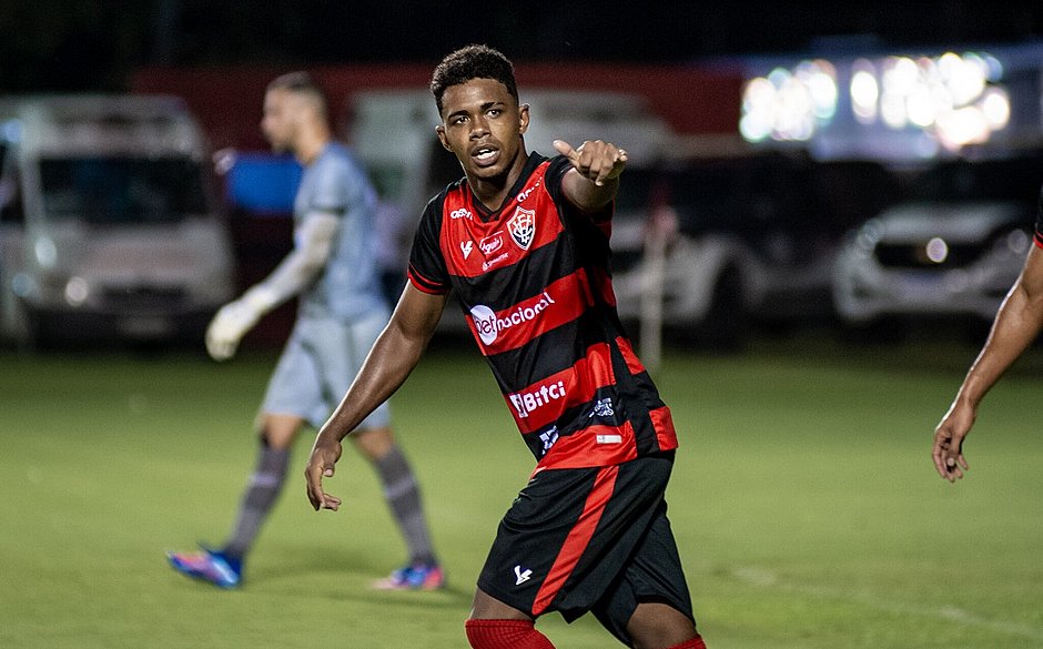 No Barradão, contra o Paysandu, Leão busca volta para Série B 