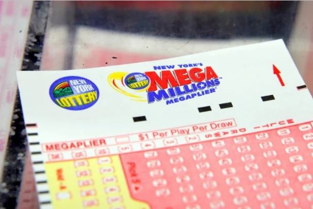 Prêmio de mais de US$ 1 bi em loteria dos EUA ainda não foi retirado 