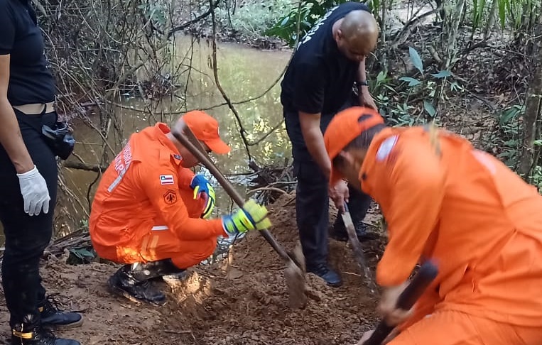 Corpos de casal sequestrado em Pojuca são encontrados enterrados após suspeito do crime ser preso