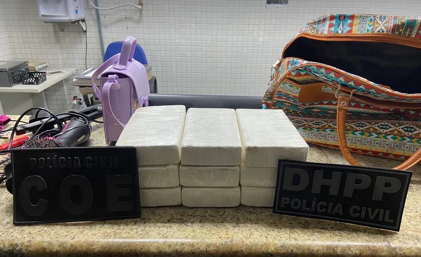Jovem é presa com 9 kg de cocaína em transporte clandestino na BR-324