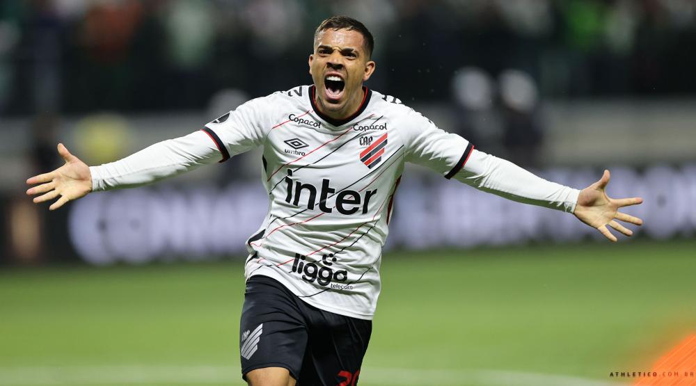 Athletico reage fora de casa, empata com Palmeiras e vai à final da Libertadores