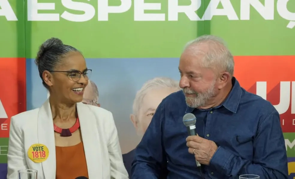 Marina Silva declara apoio à candidatura de Lula para derrotar Bolsonaro