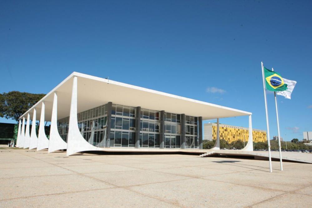 STF está com placar favorável à suspensão da Lei do piso de enfermagem