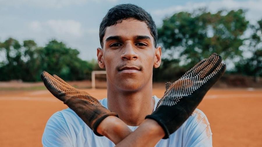Luva de Pedreiro diz que vai abandonar carreira de influencer: 'Decisão minha'