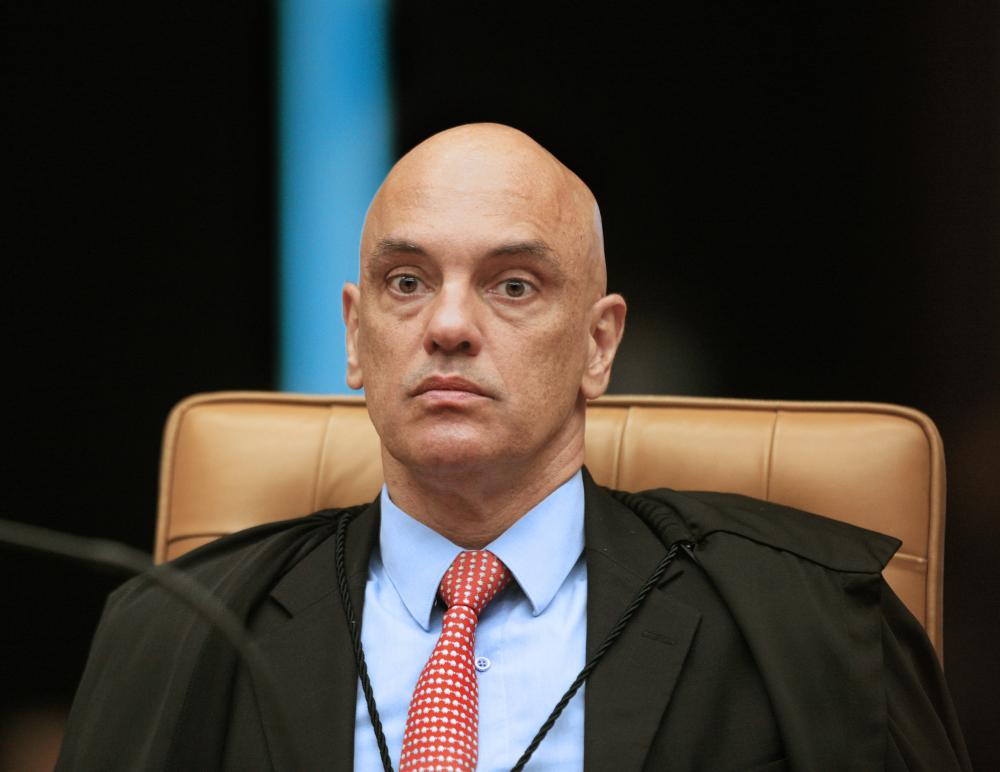 Moraes libera contas bancárias de empresários bolsonaristas 