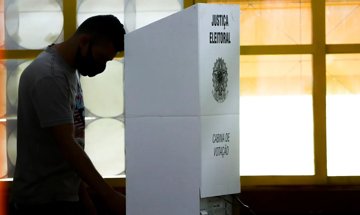 Eleitores não podem ser presos a partir desta terça feira (27)