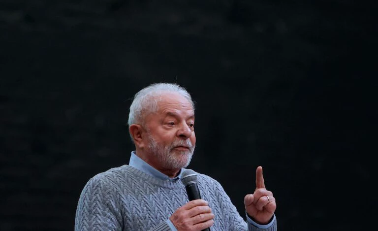 Lula aciona o Supremo contra cobrança de R$ 18 milhões