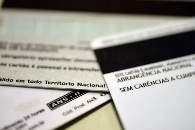 ANS suspende a venda de 70 planos de saúde