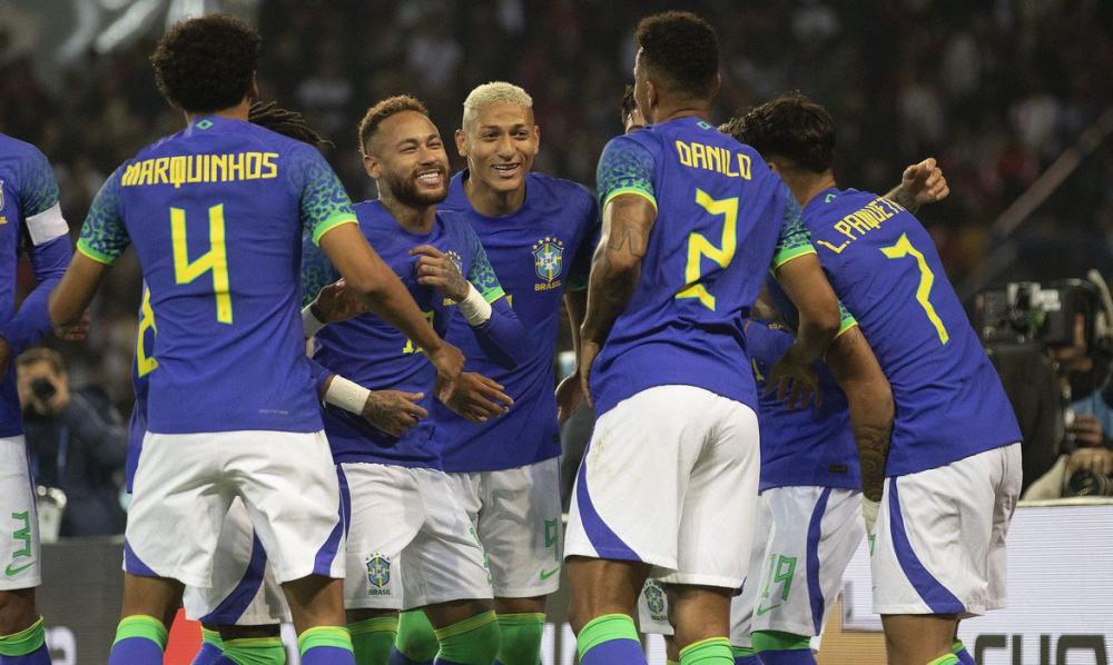 Brasil aplica goleia Tunísia, em último amistoso antes da Copa 