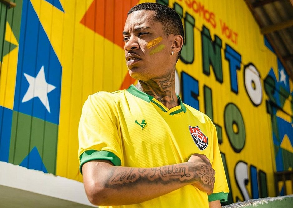 Em ano de Copa, Vitória lança camisa amarela em homenagem à Seleção