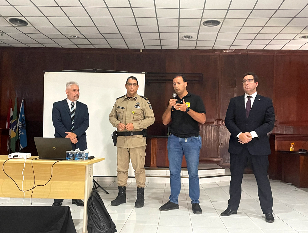Justiça Eleitoral e MP reúnem partidos para apresentar planejamento das eleições em Dias d’Ávila 