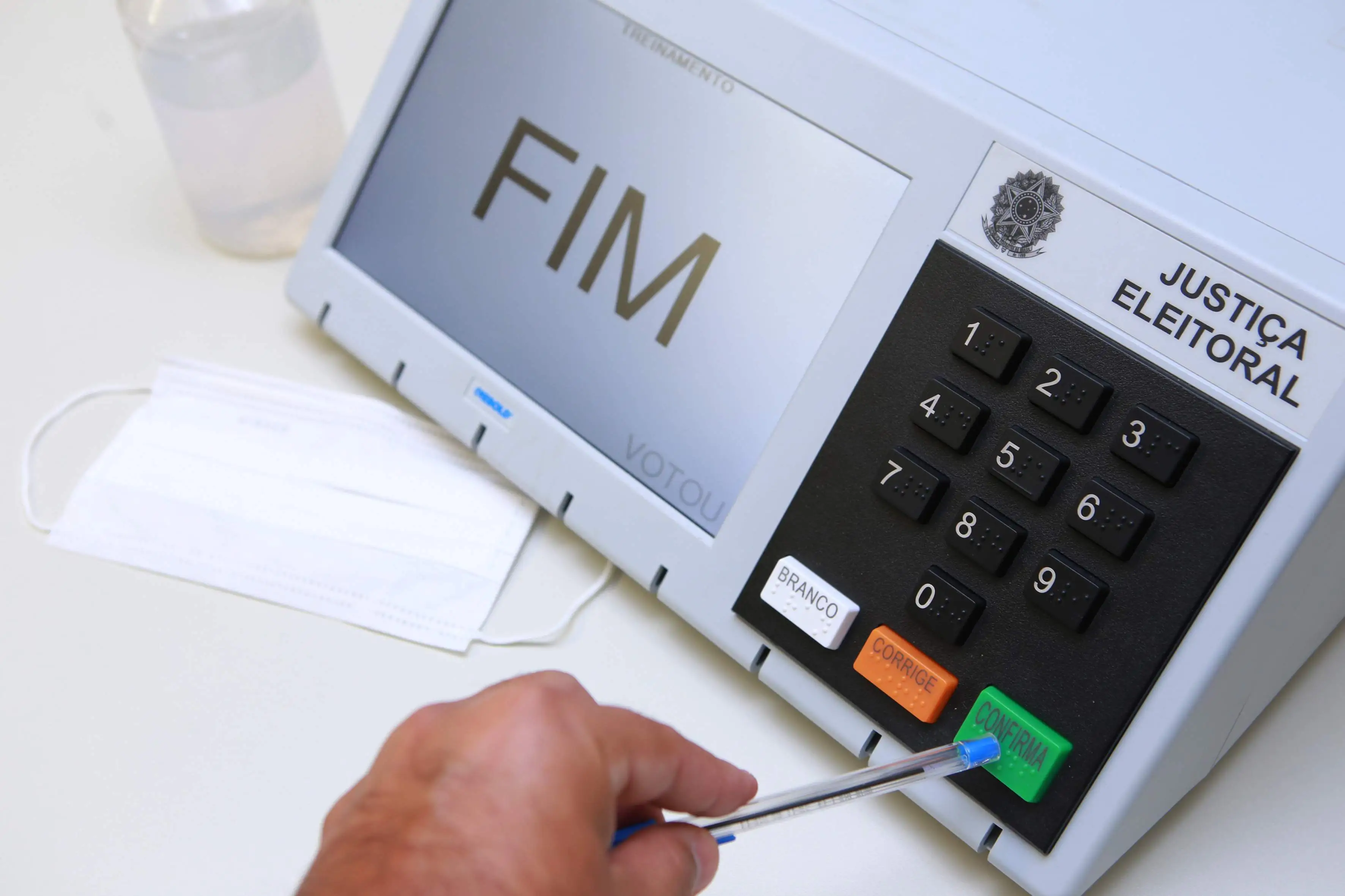 TRE-BA não exigirá máscaras faciais e comprovante de vacinação para eleitores
