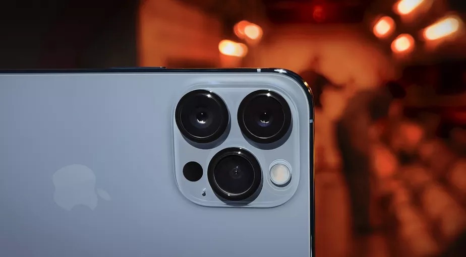Baiana tem justiça gratuita negada por iPhone 13 ser considerado aparelho de luxo