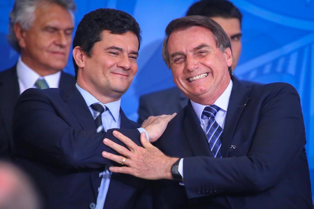 Sergio Moro declara apoio a Bolsonaro no segundo turno