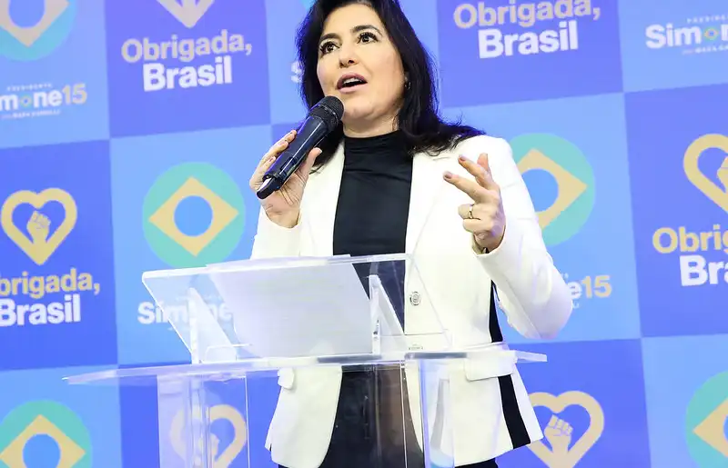 Tebet diz que erro fatal de Lula para não ganhar no 1º turno foi evitar detalhar plano de governo
