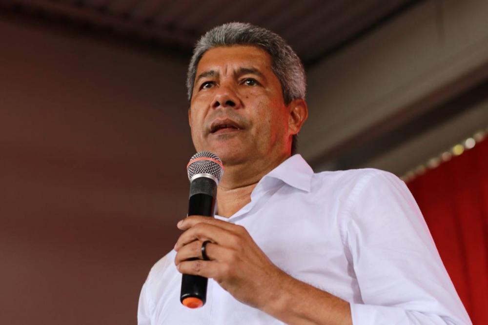 Justiça Eleitoral volta a punir Jerônimo por não aparecer na sua própria propaganda na TV