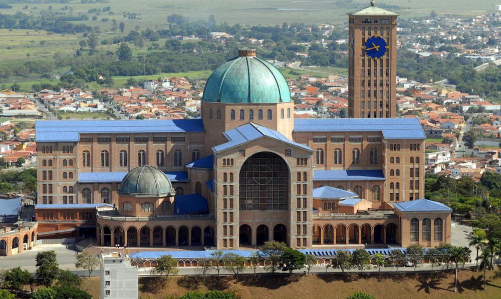 Homenagens à Nossa Senhora Aparecida voltam a ser presenciais 