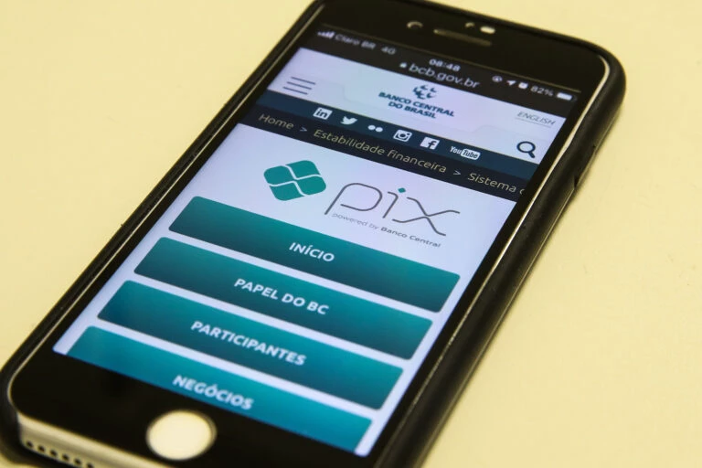 BC mudará regras do Pix para evitar fraudes e vazamentos