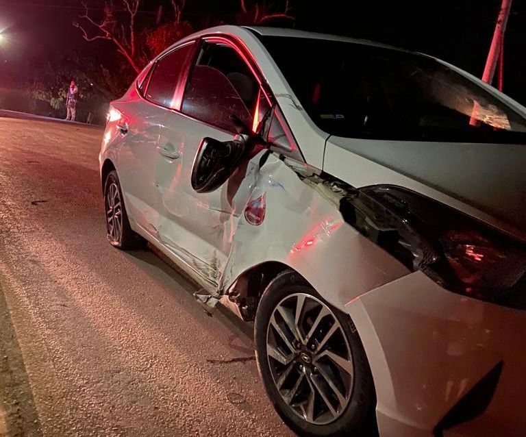 Acidente entre carro e moto deixa duas pessoas feridas em Mata de São João 