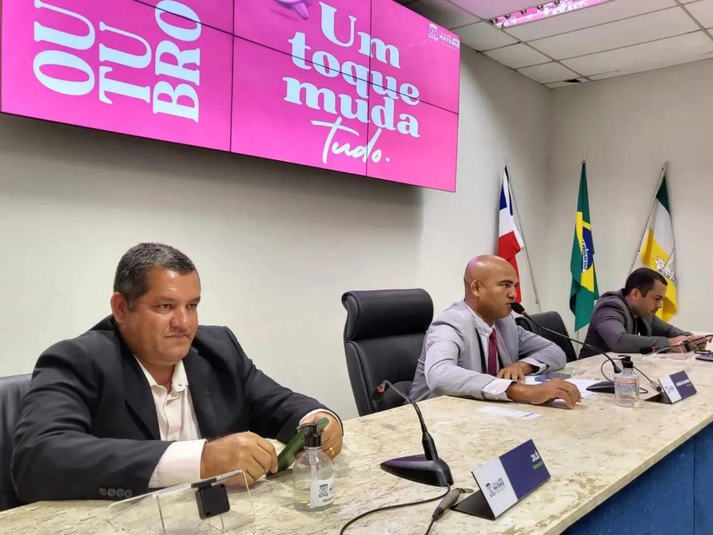 Câmara aprova PL que garante oferta gratuita de implante contraceptivo para mulheres em situação de vulnerabilidade