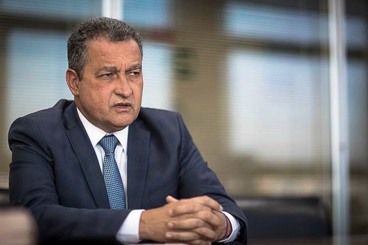 Governo Rui Costa liberou repasse para respiradores mesmo após operação da polícia