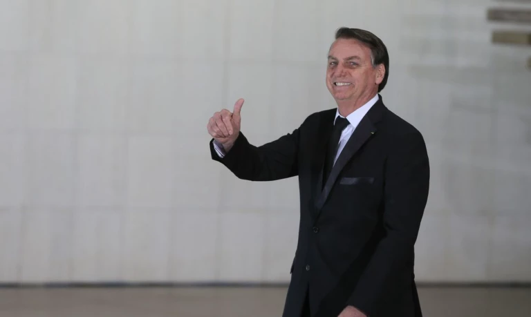 Donos da Localiza doam R$ 3 milhões para campanha de Bolsonaro