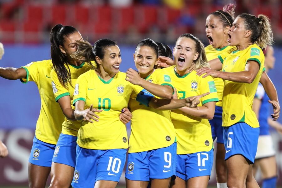 Brasil fica no Grupo F e estreia contra classificada da repescagem 