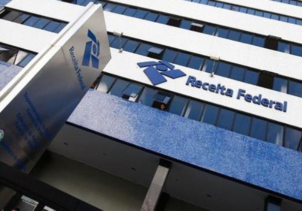 1º lote da restituição do IR é liberado hoje pela Receita Federal